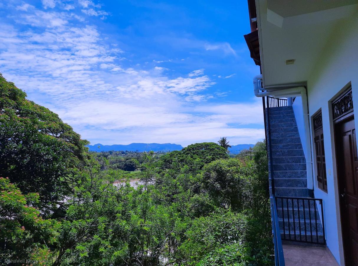 Mahaweli King'S Villa Kandy Exteriör bild