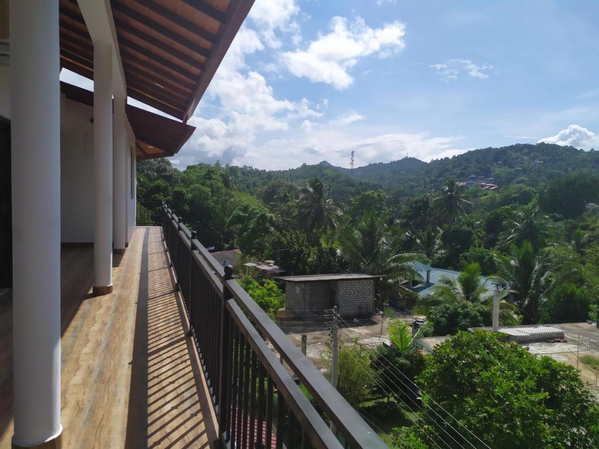 Mahaweli King'S Villa Kandy Exteriör bild
