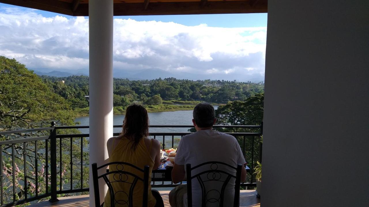 Mahaweli King'S Villa Kandy Exteriör bild